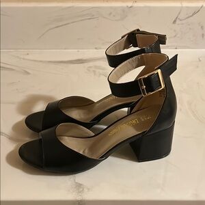 Dream Pairs Black Ankle Strap Heels